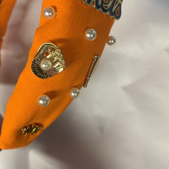 Lele Sadoughi Orange Knotted Gameday Fan Headband - Picture 10 of 12